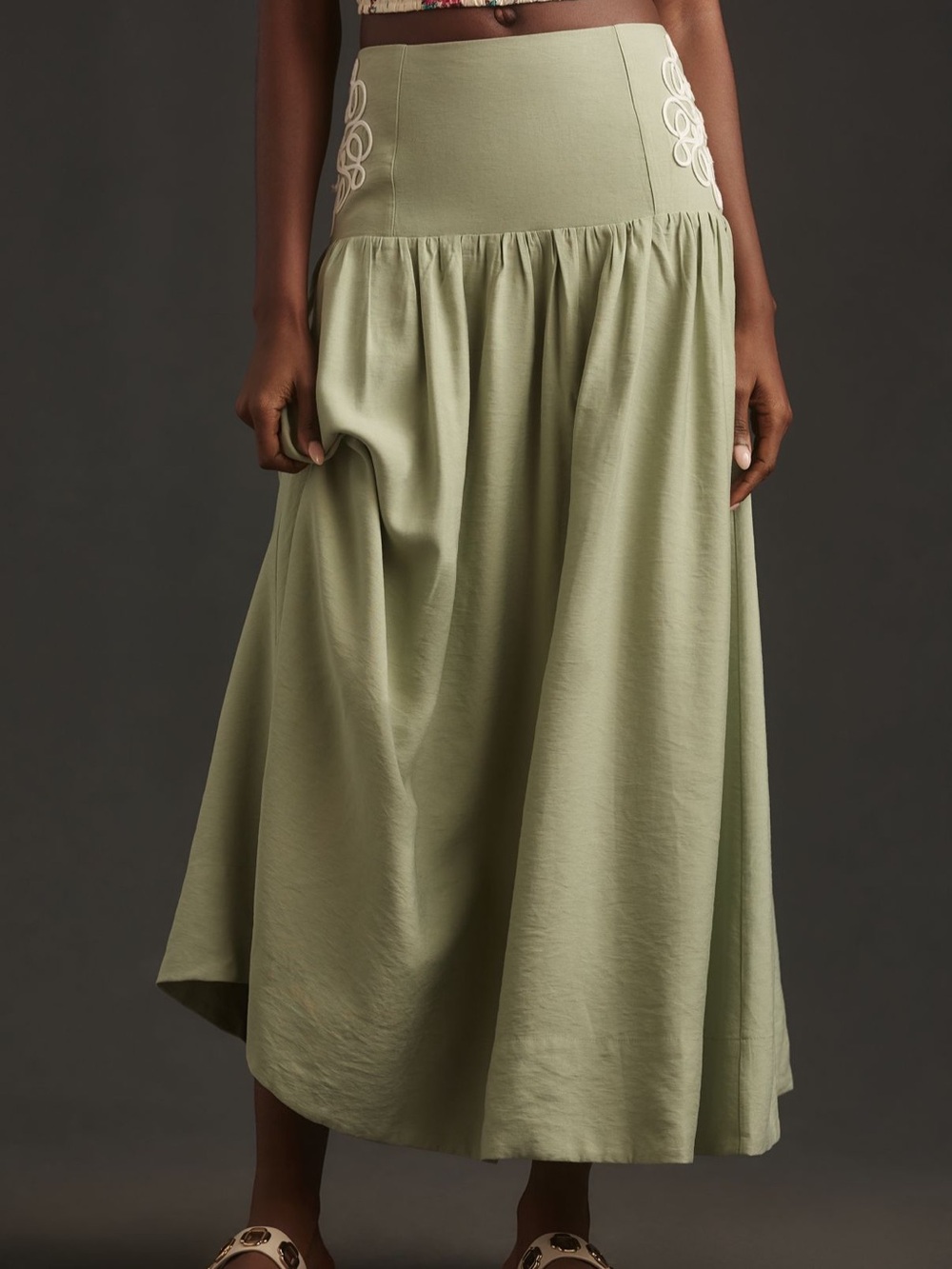 MON RENN Luna Embroidered Midi Skirt
